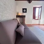شقة Historical Castello Rosso