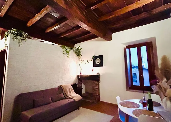 Apartment Historical Castello Rosso *